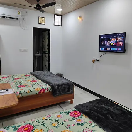 Shivalik Homestay Ujjain Exterior photo